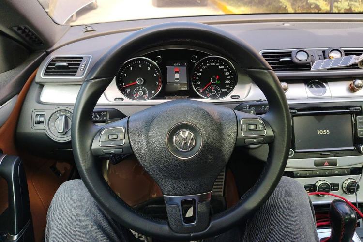 Used Volkswagen FAW-Volkswagen CC 2013 2.0 TSI Prestige Model Steering Wheel