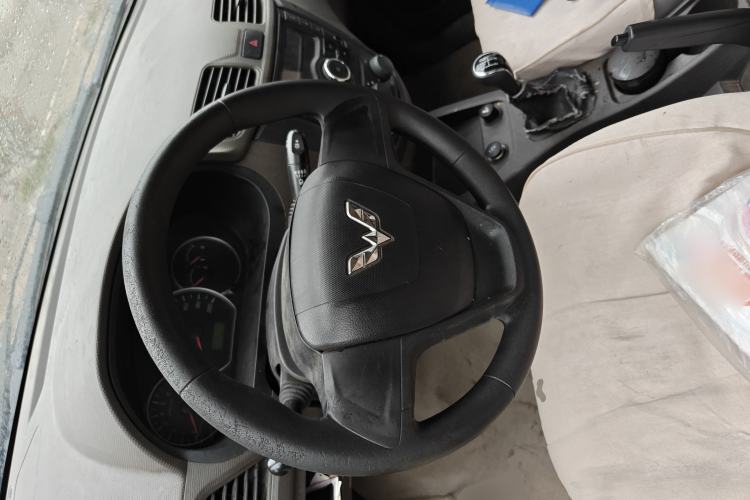 Used Wuling Hongguang 2015 1.2L S Base Model China V Standard