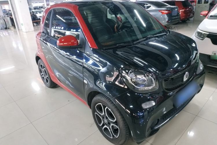 Used smart fortwo 2016 0.9T 66kW Hardtop Pioneer Edition
