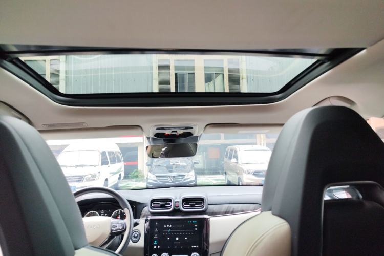 Used Lynk & Co 02 2019 1.5T DCT Two-Wheel Drive Shine Pro Edition China VI Standard Headliner