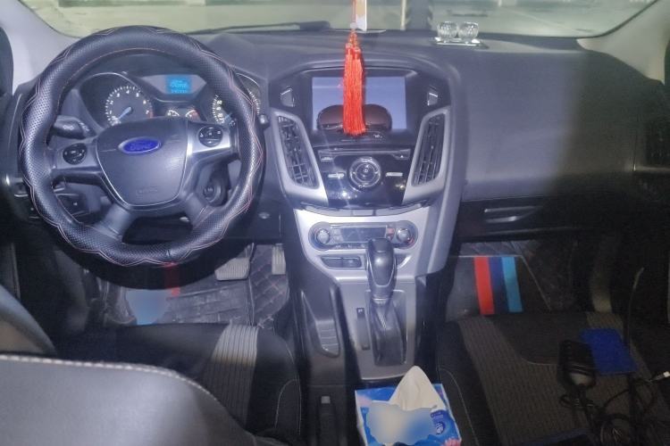 Used Ford Focus 2012 Hatchback 1.6L Automatic Fashion Edition
