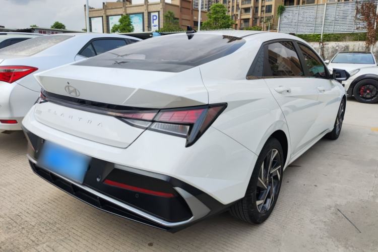 Used Hyundai Elantra 2023 1.5L CVT GLX Elite Edition Rear Right 45 Deg