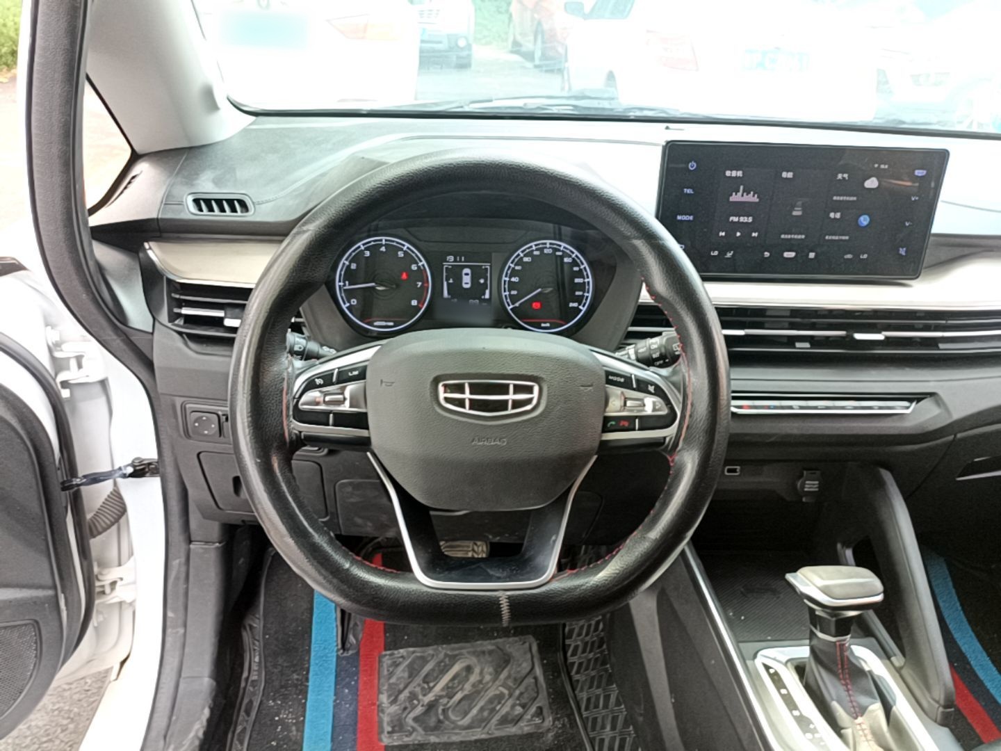 Geely Auto Vision X3 2021 PRO 1.5L CVT Deluxe Model — снимка 13