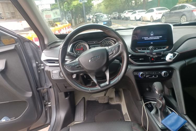 Used Chevrolet Orlando 2018 Redline 530T Automatic Enjoyment Edition (5+2 Model) – China V Standard Steering Wheel