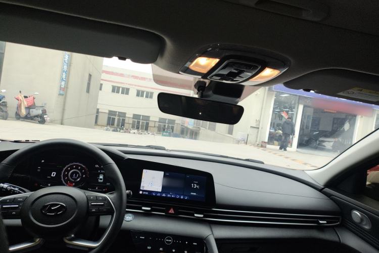 Used Hyundai Elantra 2022 1.5L CVT LUX Prestige Edition