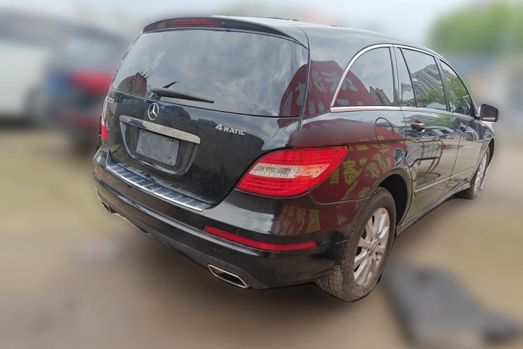 Used Mercedes-Benz R-Class 2017 R 320 4MATIC Business Edition Prestige Model Rear Right 45 Deg