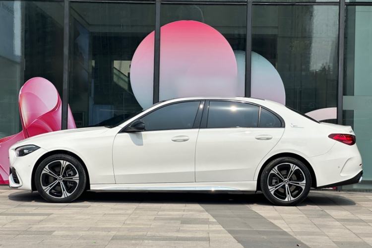 Used Mercedes-Benz C-Class 2022 Revised C 260 L Starry Night Sport Edition Exterior 3