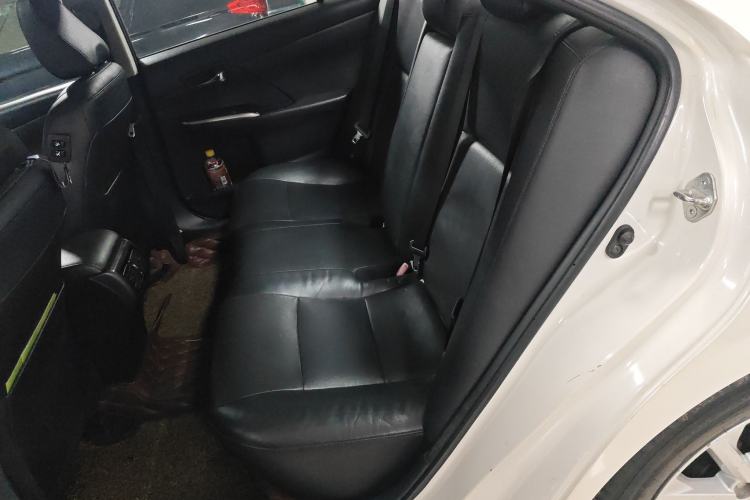 Used Toyota Camry 2015 2.0G Premier Edition
