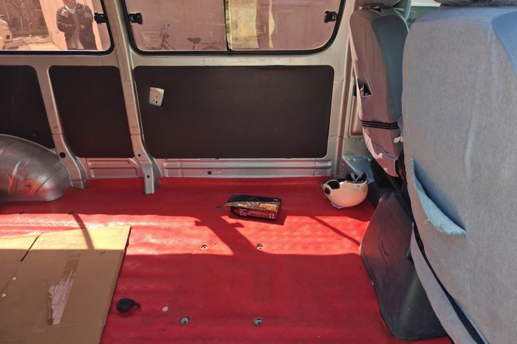 Used Jinbei Hiace King 2021 2.0L City Transport King Series Comfortable High-Roof 6-Seater 1TZS Left Rear Seat