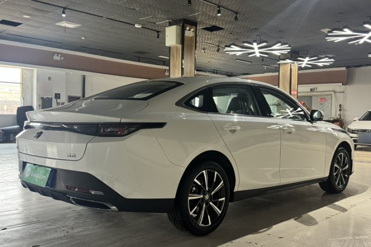 Used CHANGAN Eado 2025 Blue Whale 1.5T 500Bar Prestige Model
