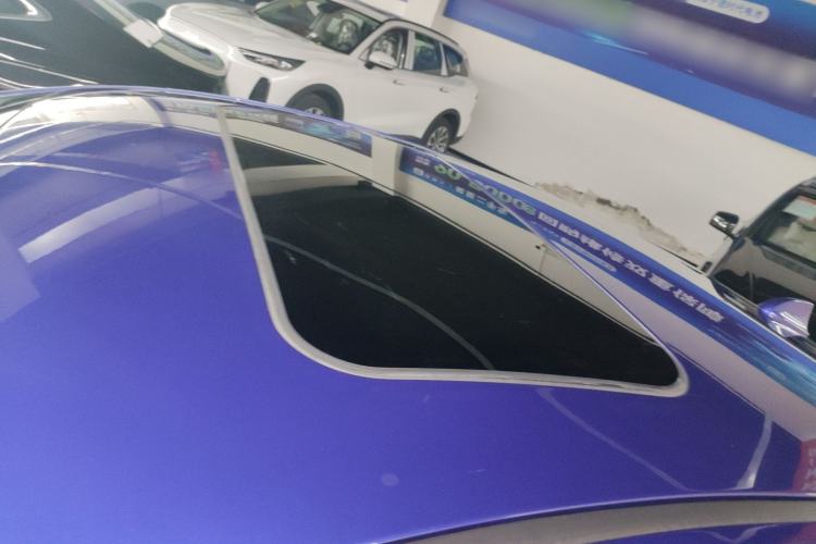 Used Hongqi H5 2022 Classic Model Facelift 1.5T DCT Qiyun Edition Roof