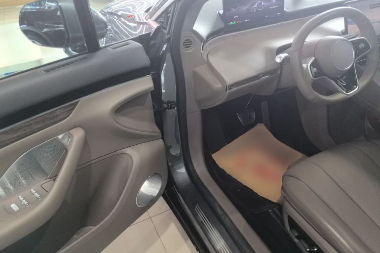 Used Hima Luxeed R7 2025 Range-Extended Version 251 km Max