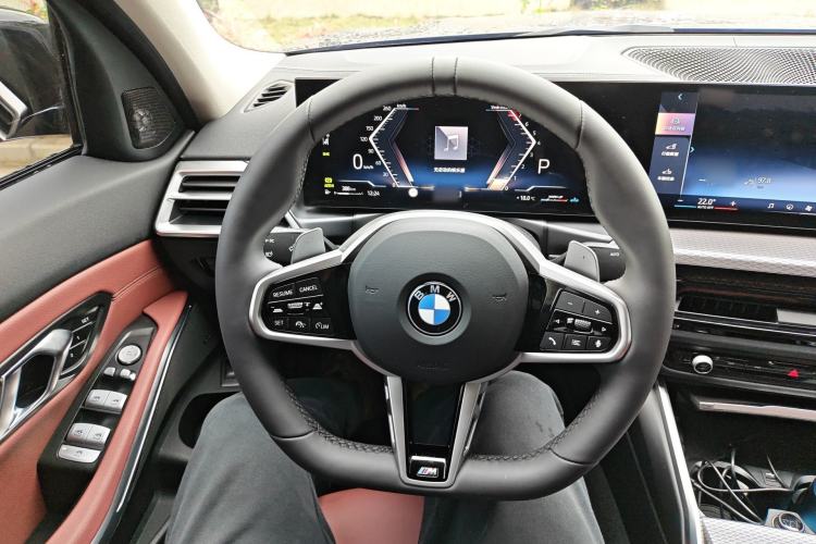 Used BMW 3 Series 2025 330Li M Sport Shadowline Package Steering Wheel