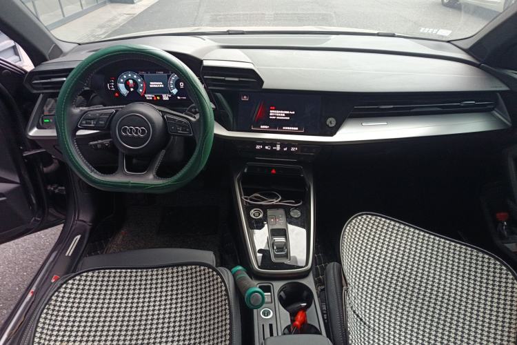 Used Audi A3 2021 A3L Limousine 35 TFSI Fashion Sport Model Center Console