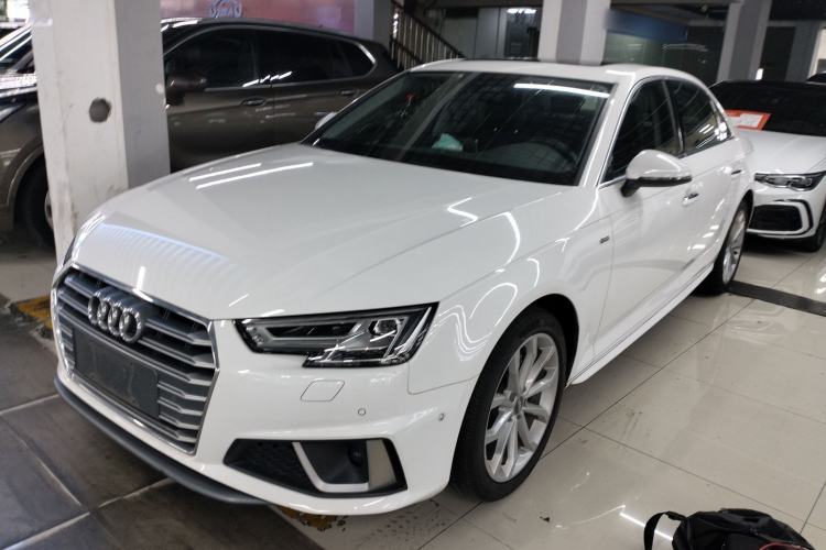 Used Audi A4L 2019 40 TFSI Fashion Version China V
