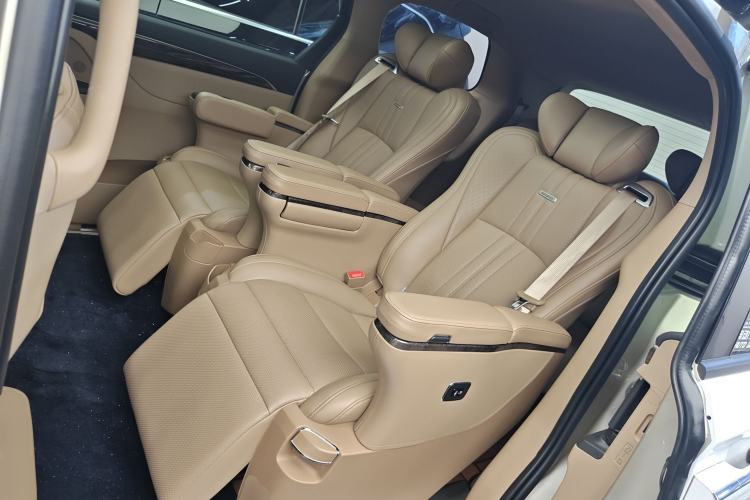 Used Buick GL8 2017 ES 28T Flagship Model China V Standard Left Rear Seat