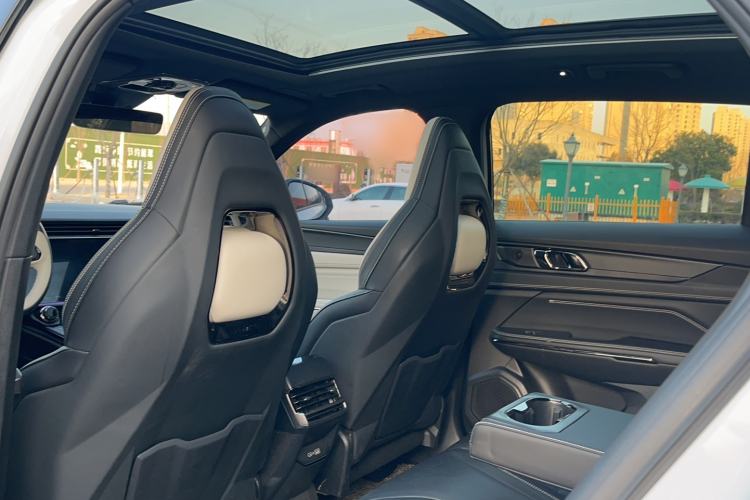 Used Lynk & Co 01 2023 1.5TD EM-F Dawn
