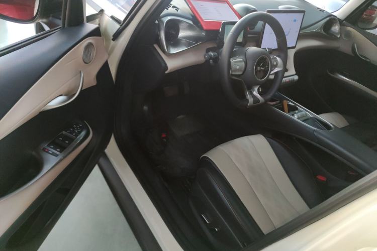 Used BYD Dolphin 2023 420 km Fashion Edition