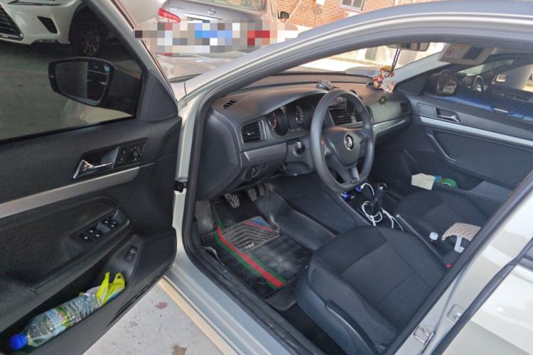 Used Volkswagen Lavida 2017 1.6L Manual Fashion Edition