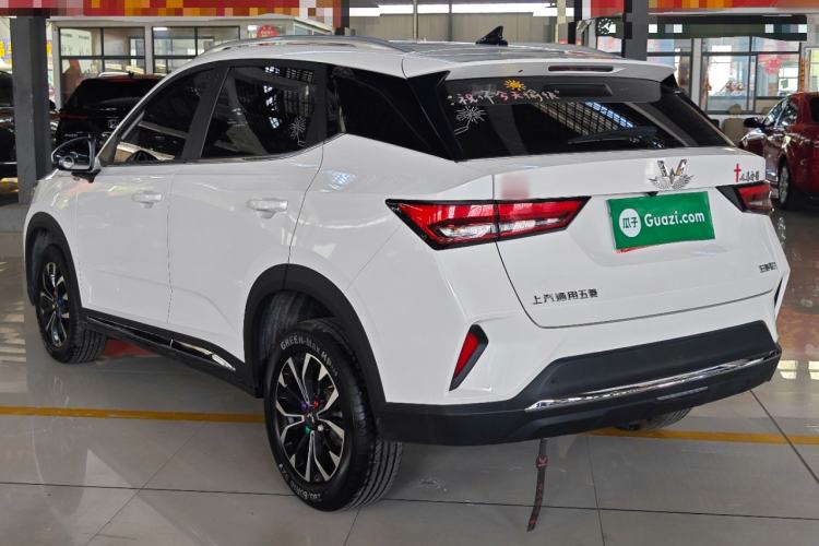 Used Wuling Alvez 2022 1.5L Manual Comfort Version Exterior 2