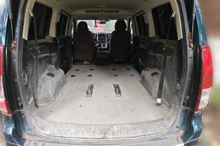 Used FORTHING Lingzhi PLUS 2021 Travel Edition 2.0L Manual Luxury 7-Seater
