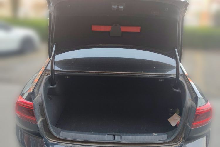 Used Volkswagen Tayron GTE Plug-in Hybrid 2022 1.4T Luxury Edition Trunk