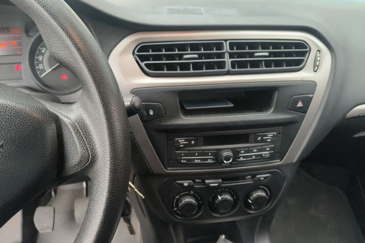 Used Peugeot 301 2016 1.6L Manual Comfort Edition
