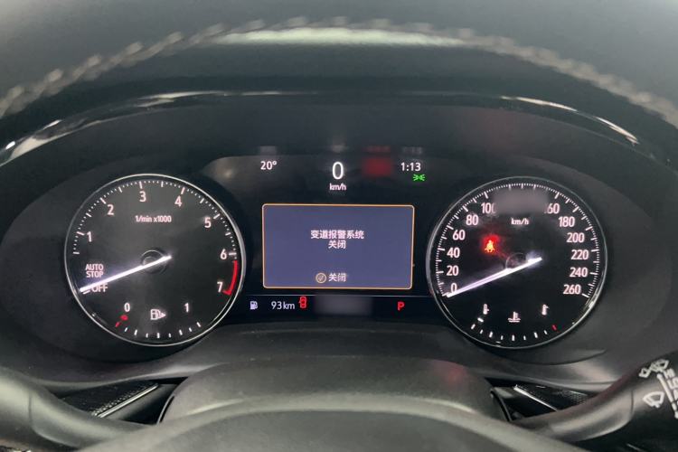 Used Buick Envision 2022 Facelift Encore S 552T Two-Wheel-Drive Luxury Model
