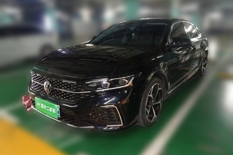 Used Volkswagen Passat 2024 380TSI Starry Luxury Edition