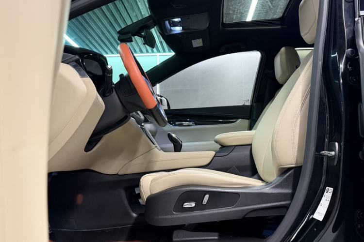 Used Cadillac XT5 2016 25T Tech Edition
