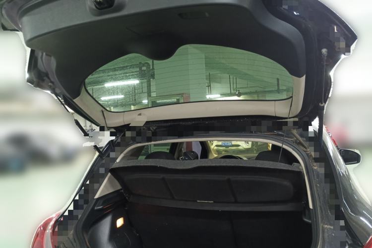 Used Nissan Tiida 2013 1.6L CVT Cool Cafe Edition