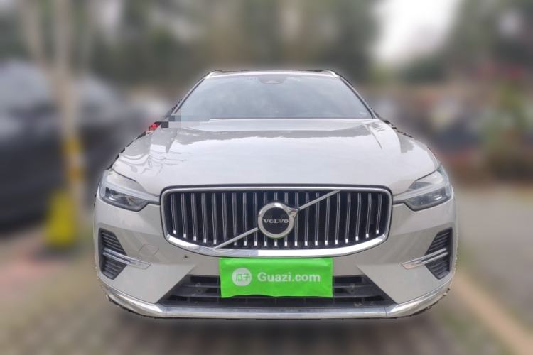 Used Volvo XC60 2022 B5 4x4 Zhiyi Luxury Edition
