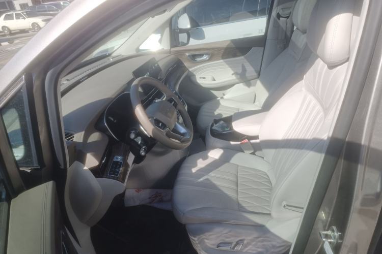 Used Roewe iMAX8 2023 400TGI Comfort Edition
