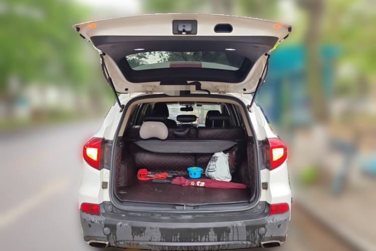 Used BYD Song 2016 GaiShi Edition 1.5TI Manual Elite Model
