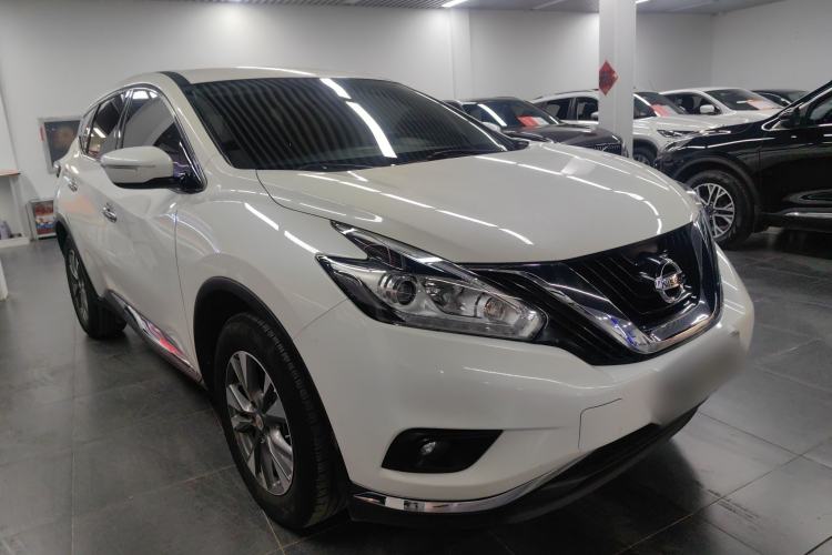 Used Nissan Murano 2021 2.5L XE Two-Wheel Drive Elite Edition Front Right 45 Deg