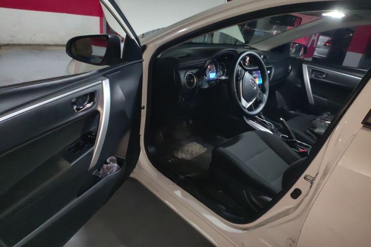 Used Toyota Levin 2017 Revised 185T CVT Elite Edition China V Standard Driver Seat