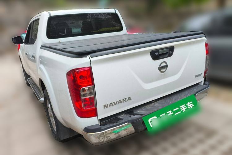 Used Nissan Navara 2017 2.5L Automatic 2WD Luxury Edition QR25
