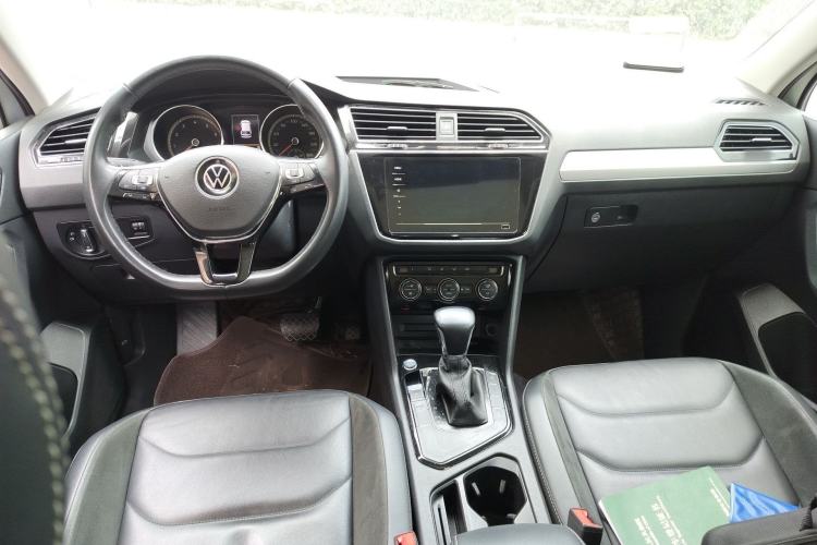 Used Volkswagen Tiguan L 2021 330TSI Automatic Two-Wheel Drive Smart Edition