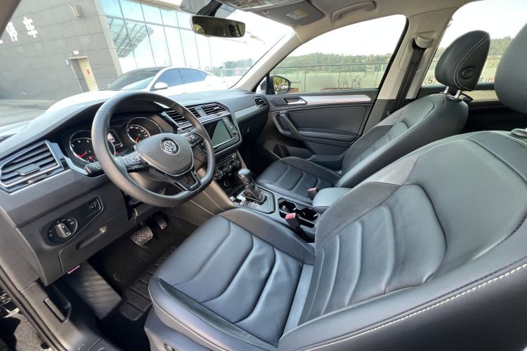 Used Volkswagen Tiguan L 2018 330TSI Automatic Two-Wheel Drive Luxury Edition
