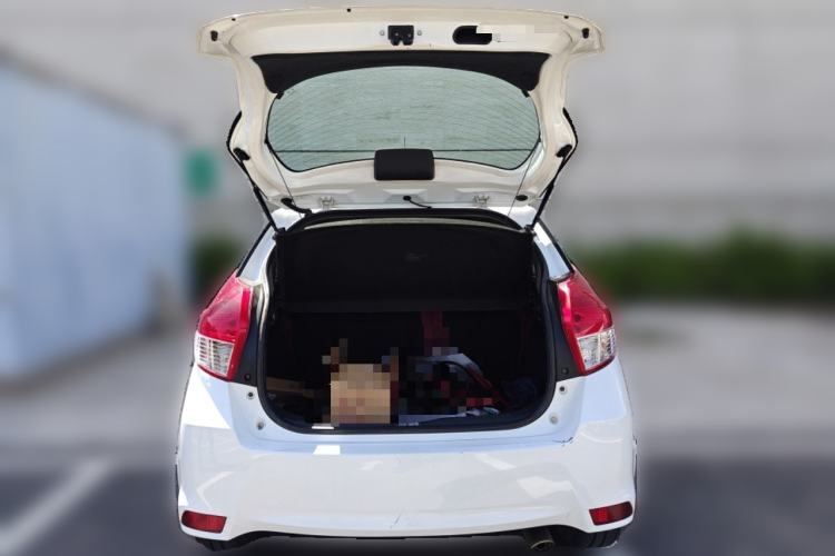 Used Toyota YARiS L Zhi Xuan 2014 1.3E Automatic Charm Edition
