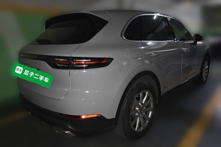 Used Porsche Cayenne 2018 Cayenne 3.0T Rear Right 45 Deg