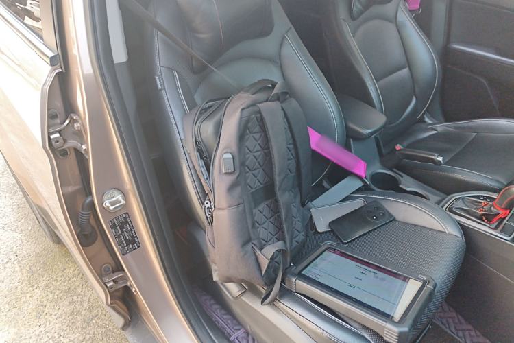 Used Hyundai ix25 2015 1.6L Automatic Two-Wheel Drive Smart GLS Trim Right Front Seat