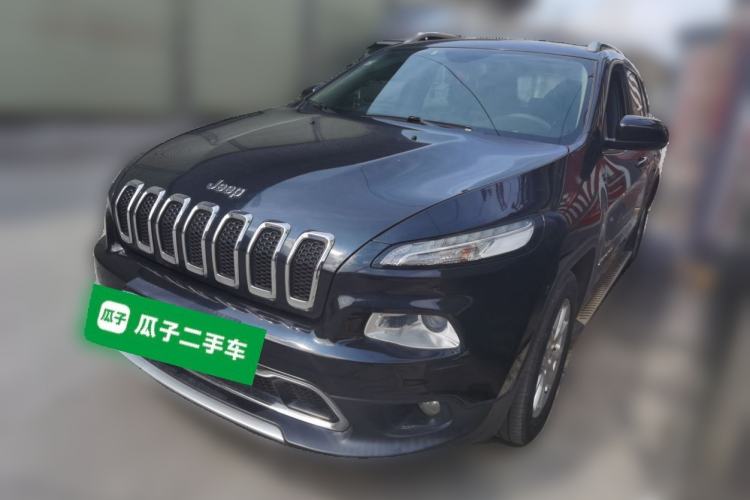 Used Jeep Cherokee 2017 2.0L Superior Edition
