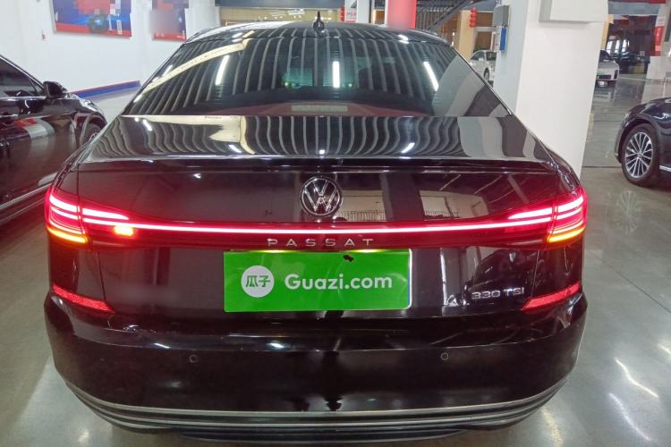 Used Volkswagen Passat 2022 330TSI Starry Luxury Edition

