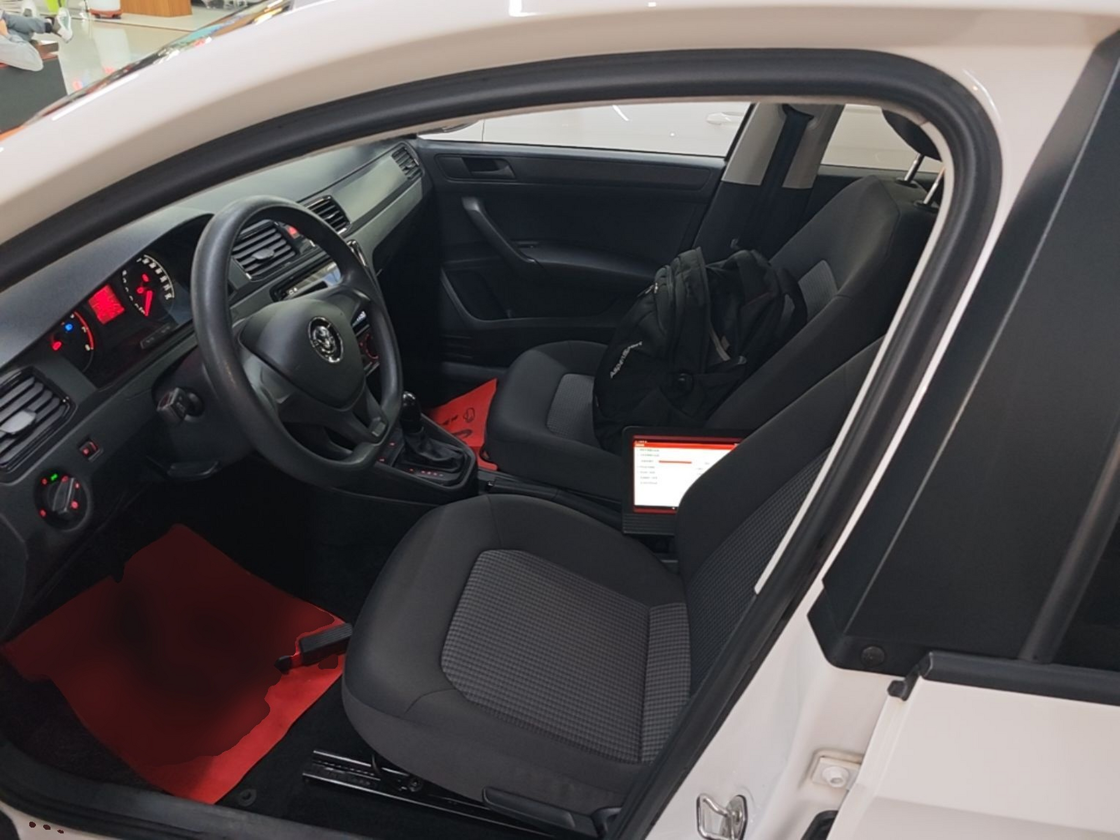 Interior delantero