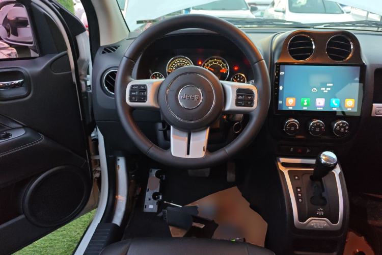 Used Jeep Compass (Import) 2014 Revised Version 2.4L Four-Wheel Drive Comfort Edition