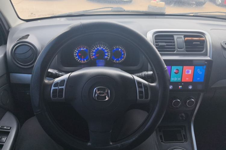 Used Suzuki Wagon R X5 2013 Revised Version 1.4L VVT Cruise Edition Center Console