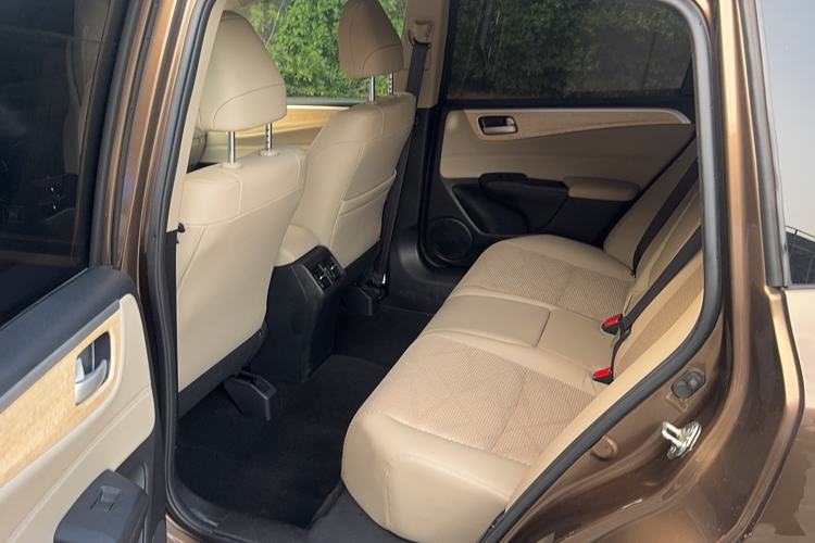 Used Honda Jade 2013 1.8L automatic Comfort version 5 seats