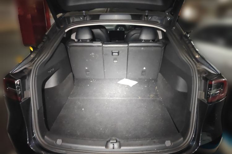 Used Tesla Model Y 2024 Rear-Wheel-Drive Version
