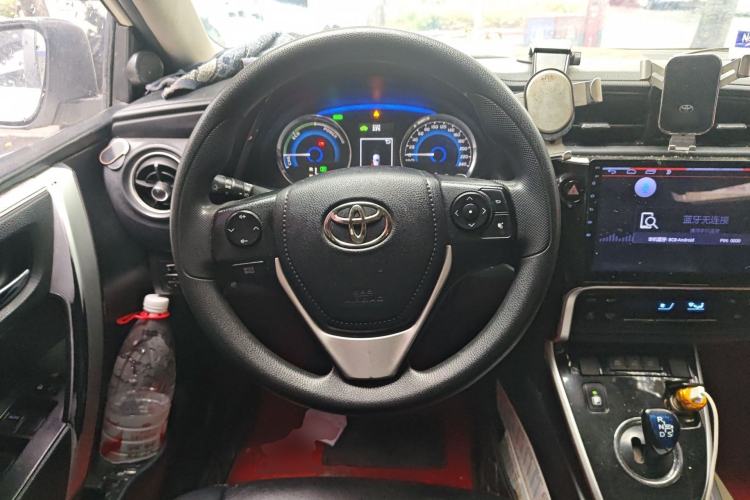 Used Toyota Corolla 2017 Revised Dual-Engine 1.8L E-CVT Leading Edition
